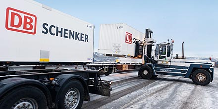 A Mandate From Bmw For Db Schenker In Japan Itj Transport Journal